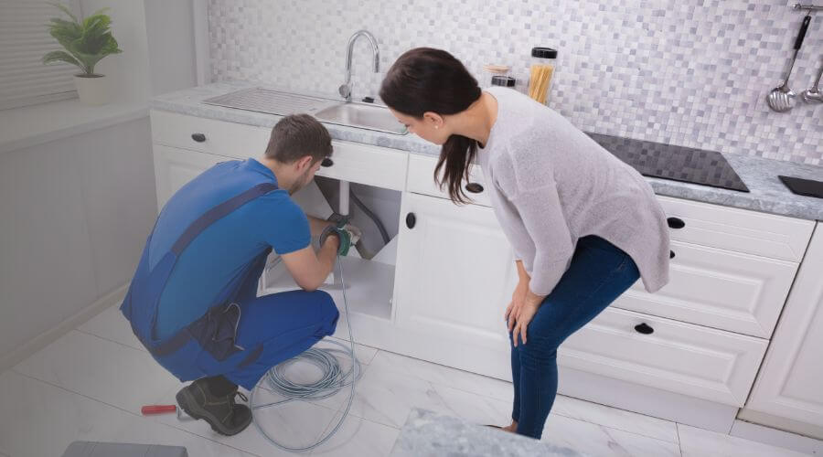 Professional Leak Detection Services in Iraan, TX